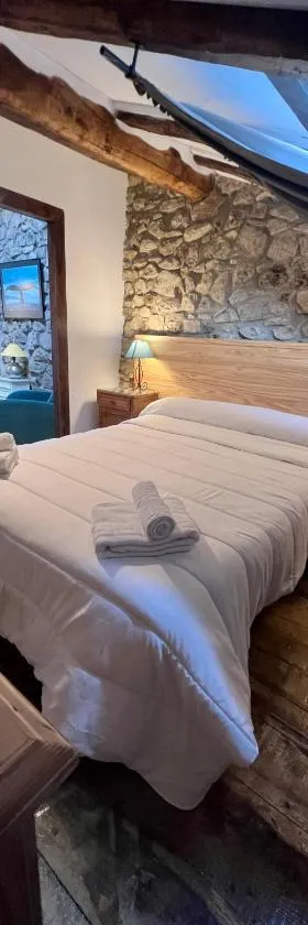 Casa Rural Basiver - Habitación Braña de Los Tejos，位于Armaño的酒店