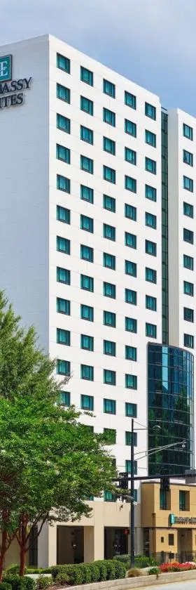 Embassy Suites by Hilton Atlanta Buckhead，位于亚特兰大的酒店