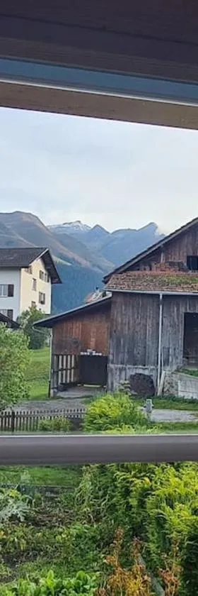 Casa Biala Dimora - Ski IN/OUT，位于Vigens的酒店