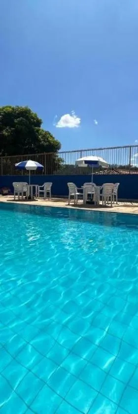 Pousada Casablanca Águas de São Pedro，位于阿瓜斯-迪圣佩德罗的酒店