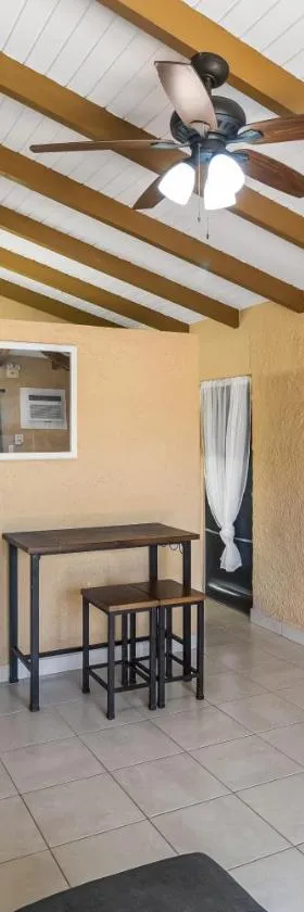 Caribbean View for You condo，位于克里斯琴斯特德的酒店