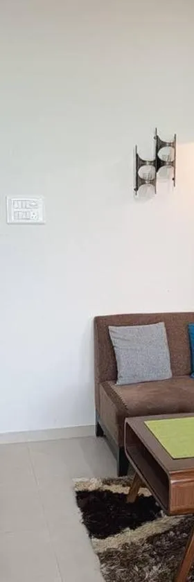 Cozy Home near Bhavali Dam，位于伊加特普里的酒店