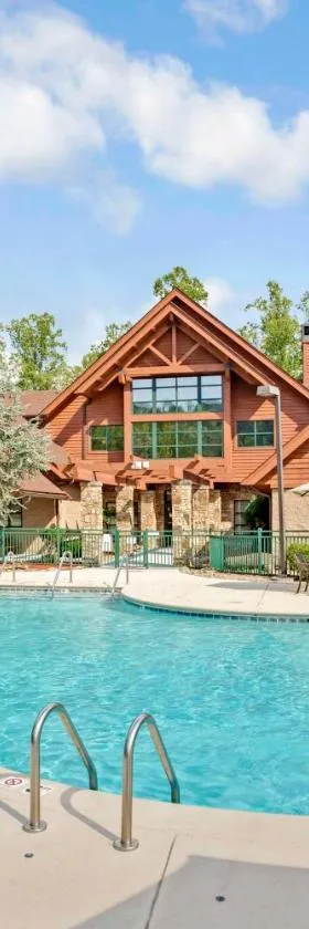 Hilton Vacation Club Bent Creek Golf Village Gatlinburg，位于加特林堡的酒店