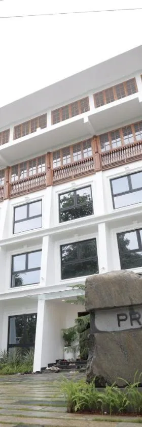Prasanthi Hotel，位于奎隆的酒店
