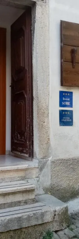 Rooms Serafin，位于莫托文的酒店