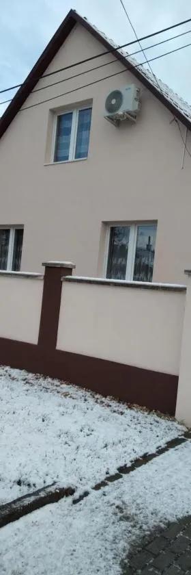 Panoráma Apartmanház，位于Abaújszántó的酒店