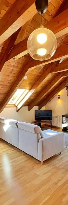 Ático turistico en Durro - La Vall de Boí，位于Durro的酒店