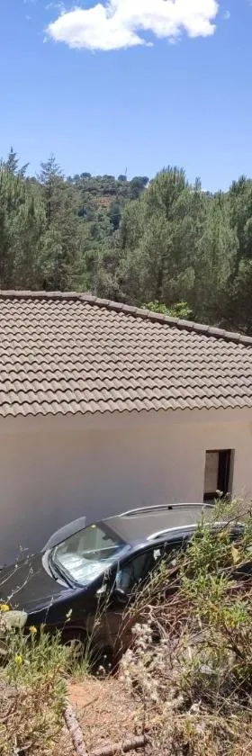 Bonita casa blanca en el bosque.，位于科尔多瓦的酒店