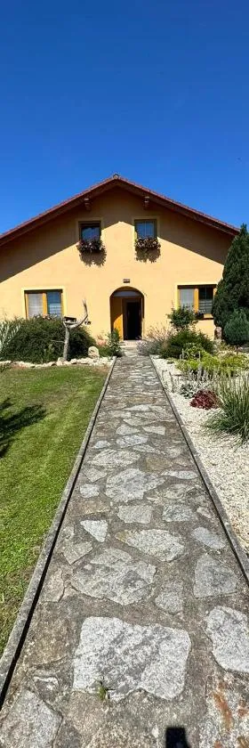 Holiday home U Luboše，位于Trhové Sviny的酒店
