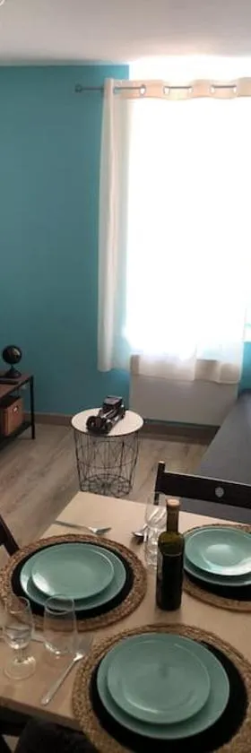 Superbe appartement meublé refait à neuf Tricastin，位于皮耶尔拉特的酒店