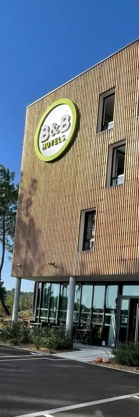 B&B HOTEL Saint-Geours-de-Maremne Hossegor，位于圣茹尔德马朗讷的酒店