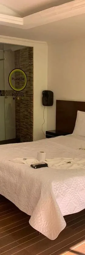 Hotel Planeta 3，位于波哥大的酒店