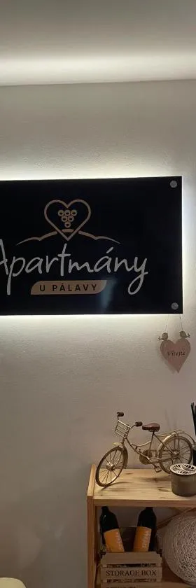 Apartmány u Pálavy，位于Přítluky的酒店