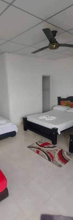 Hotel Campestre Diamante Real，位于阿瓜奇卡的酒店