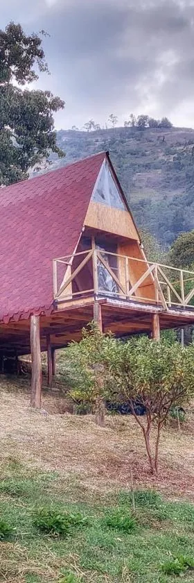 Glamping Cabaña el Porvenir 10601，位于Manta的酒店