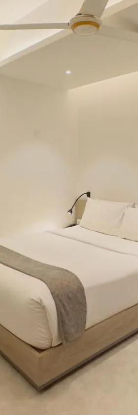 Priyo Nibash Stylish Residential Hotel，位于达卡的酒店