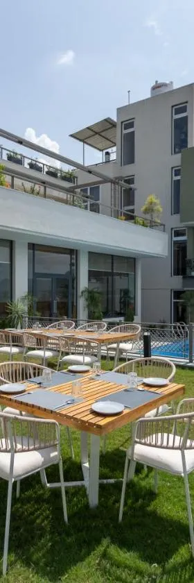 SURAMYA-A Luxury Boutique Hotel，位于乌代浦的酒店