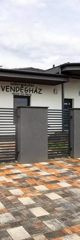 Szentmiklósi Vendégház Gyulaháza，位于Gyulaháza的酒店