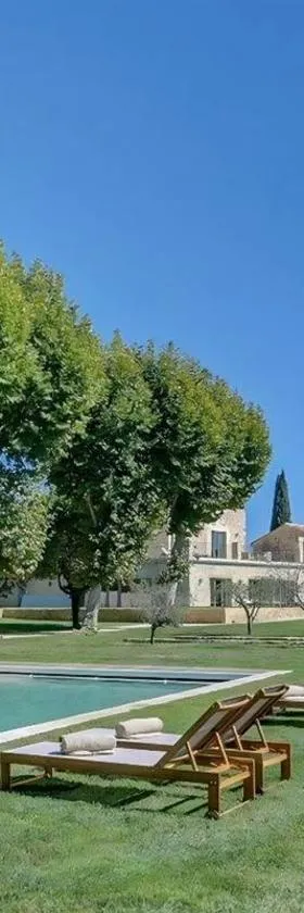 Domaine de Privadière & Spa，位于于泽斯的酒店