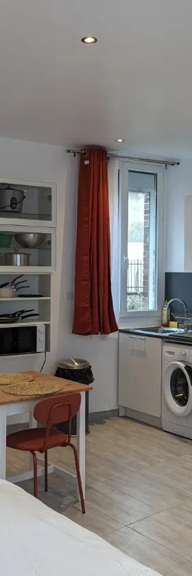 Studio Vue Loir, Centre-Ville，位于Bonneval的酒店