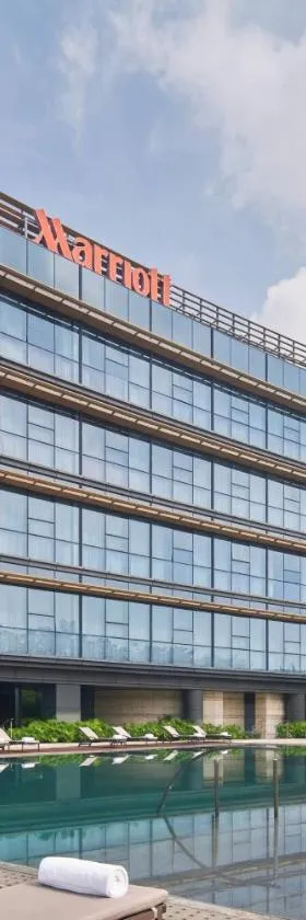 深圳欢乐海岸万豪行政公寓，位于深圳的酒店