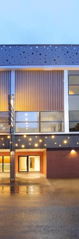 HOTEL PRINCE，位于Kāladi的酒店