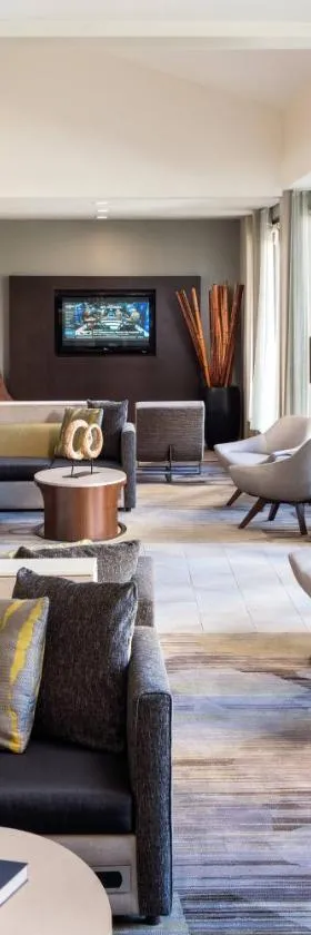 Courtyard by Marriott San Diego Sorrento Valley，位于Sorrento的酒店