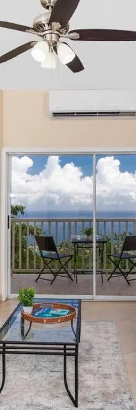 Ocean and Magens Bay View @ NorthStar Escape，位于拿撒勒的酒店