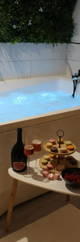 L'Alchimie，位于Salasc的酒店