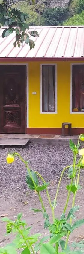 Casa Vacacional Los Guayacanes，位于巴尼奥斯的酒店