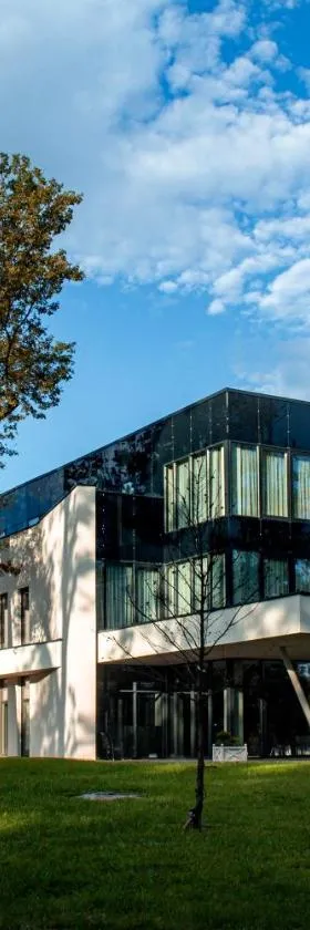 Polanka Conference Center，位于克罗斯诺的酒店