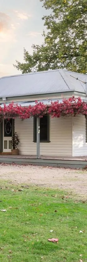 Stirling Homestead Farmstay Cottages Mansfield，位于曼斯菲尔德的酒店