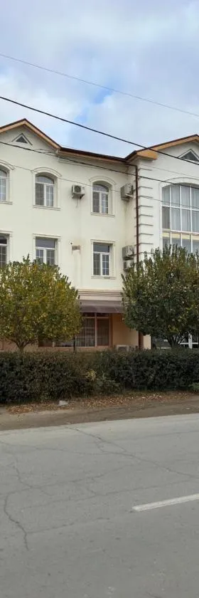 吉佩克漂亮酒店，位于努库斯的酒店