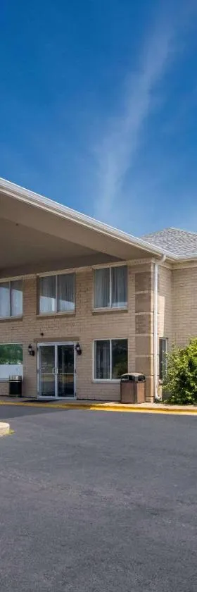 Quality Inn Aurora - Naperville Area，位于奥罗拉的酒店