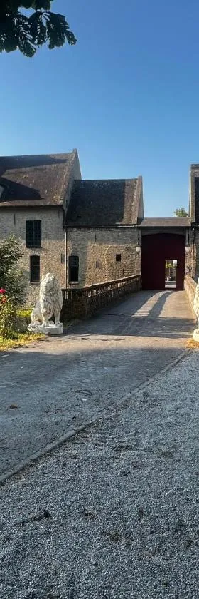 Château le Withof，位于布尔堡的酒店