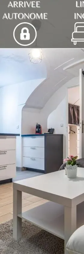 Appart the Parisian Charm near Disney，位于Thorigny-sur-Marne的酒店