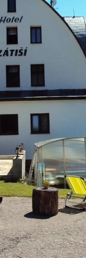 Hotel Zátiší，位于扬斯凯拉兹涅的酒店
