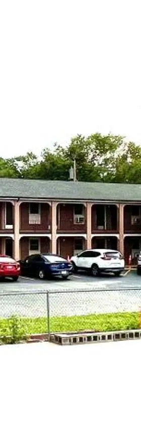 Towne Inn，位于格拉斯哥的酒店