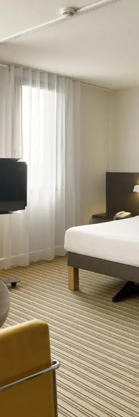 B&B HOTEL Vélizy Est，位于韦利济·维拉库布莱的酒店