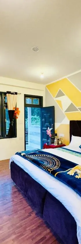 Rare House，位于Kalgha的酒店