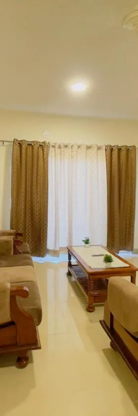 ALanKrita Homes，位于勒克瑙的酒店