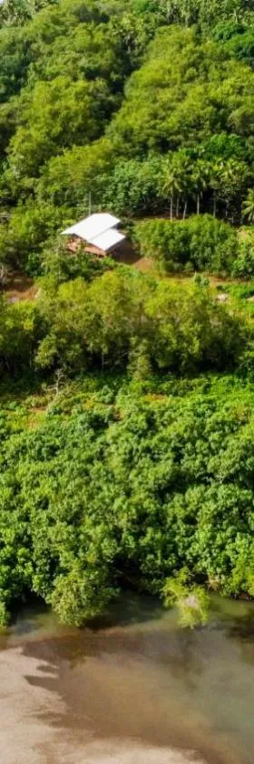 Ecohotel Riomar Mecana，位于巴亚索拉诺的酒店