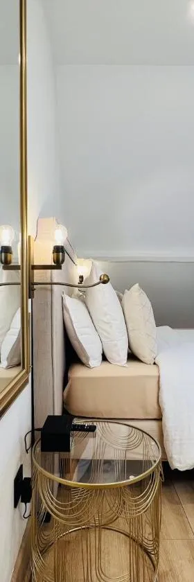 Superbe appartement avec jardin et parking privé，位于Ris-Orangis的酒店