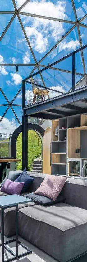 Mirror Glamping，位于Sesquilé的酒店