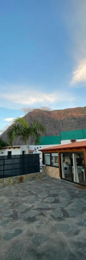 CASITA LAS VISTAS，位于弗龙特拉的酒店
