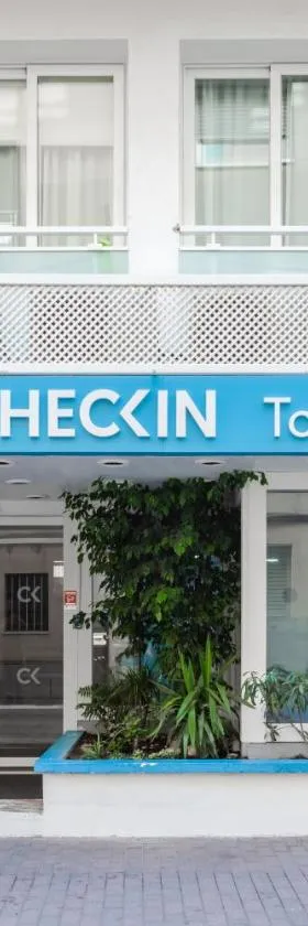 Checkin Torredembarra，位于托里代巴拉的酒店