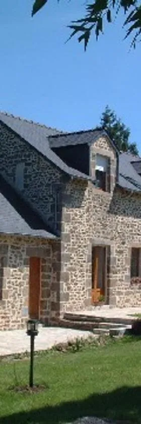 Chambres D'Hôtes De Froulay，位于Couesmes-vauce的酒店