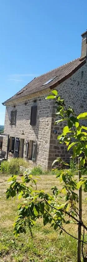 Etape à la campagne，位于Issoudun-Létrieix的酒店