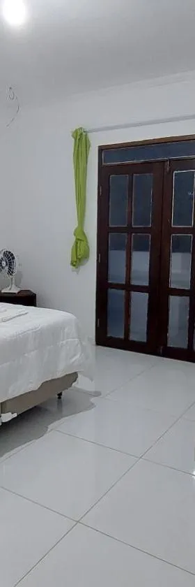 Residencial Maria de Lourdes，位于伊比科阿拉的酒店