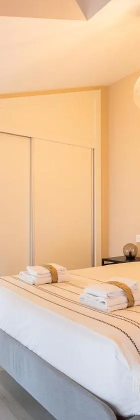 INSIDEHOME Apartments - La Casita de Montse，位于帕伦西亚的酒店